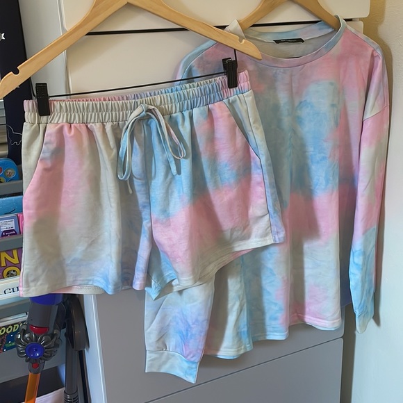 Vici Tie Dye top and short lounge pajama casual set - Picture 3 of 10